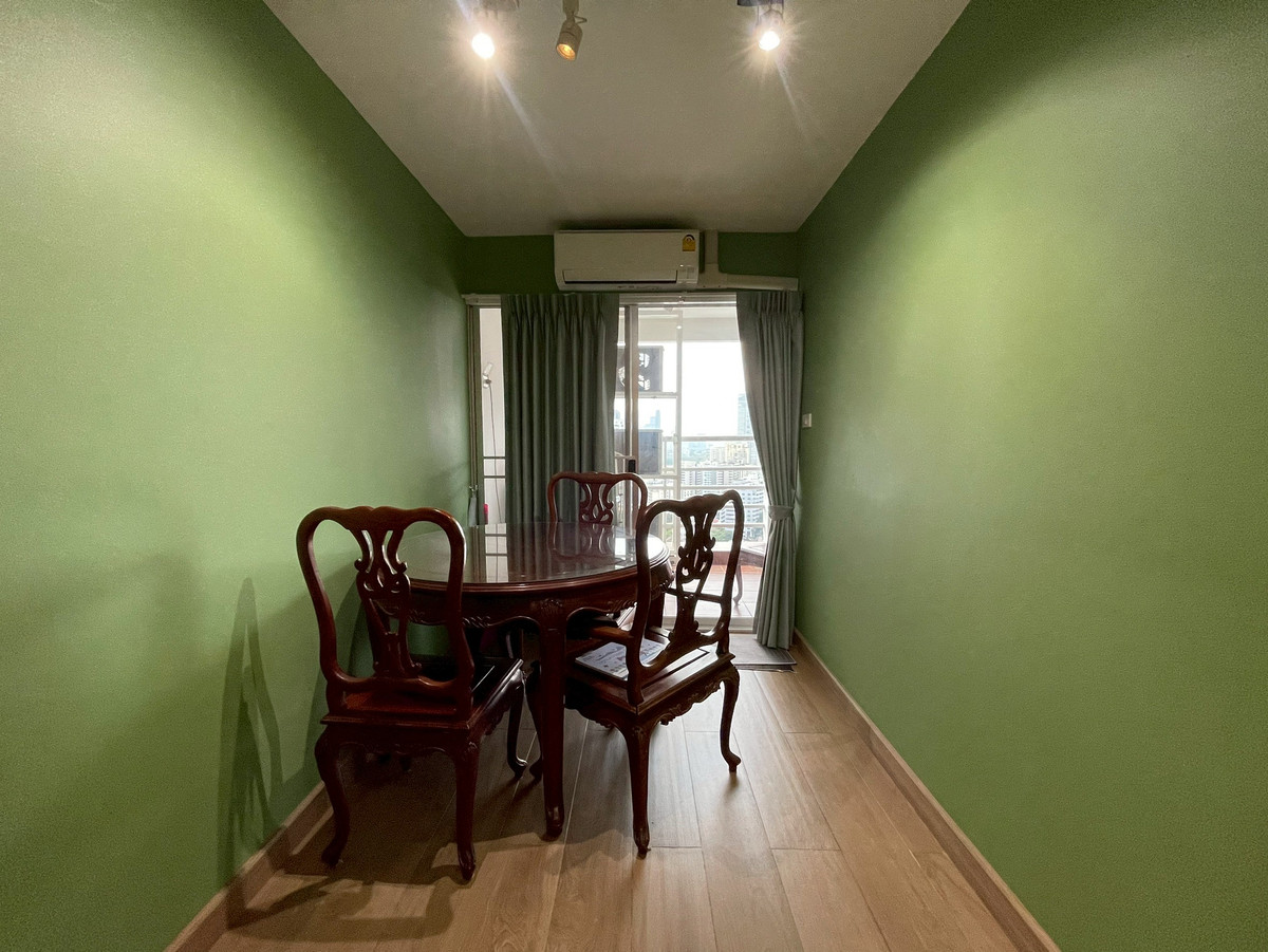 For RentCondoSukhumvit, Asoke, Thonglor : (For rent) 2 bedrooms, 1 bathroom, 61 sq m., spacious room, comfortable, Sukhumvit area, fully furnished + electrical appliances.