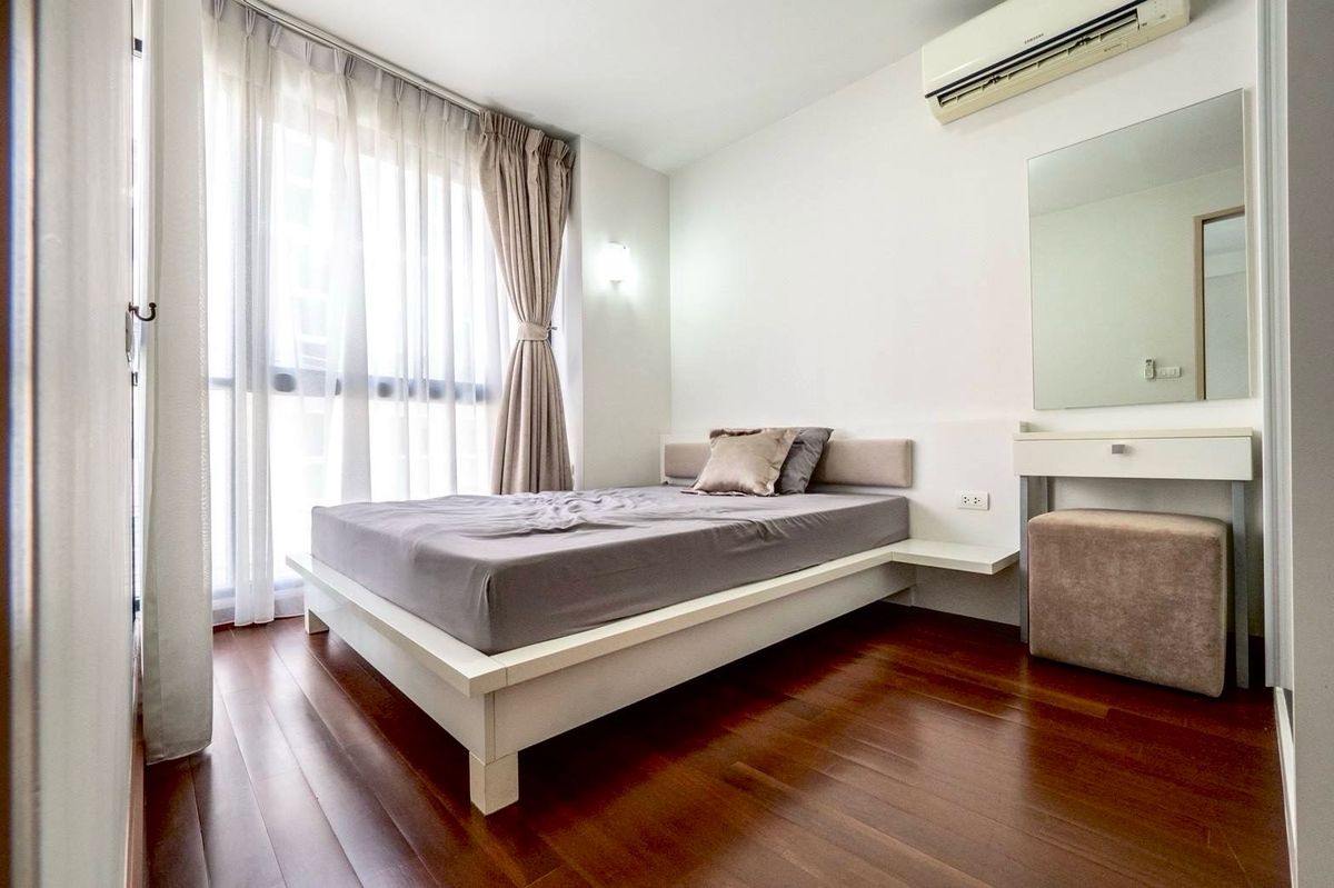 For RentCondoSukhumvit, Asoke, Thonglor : Cheap condo rental Thonglor area, Soi 8, ready to stay