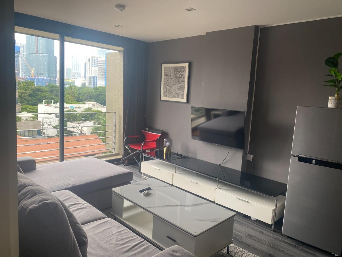 ขายคอนโดวิทยุ ชิดลม หลังสวน : 🔥ขายด่วน🔥โนเบิล แอมเบียนส์ สารสิน เป็นคอนโด Low-Rise 8 ห้องกว้างพร้อมอ่างอาบน้ำ วิวสวย ยูนิตน้อยให้ความเป็นส่วนตัว 