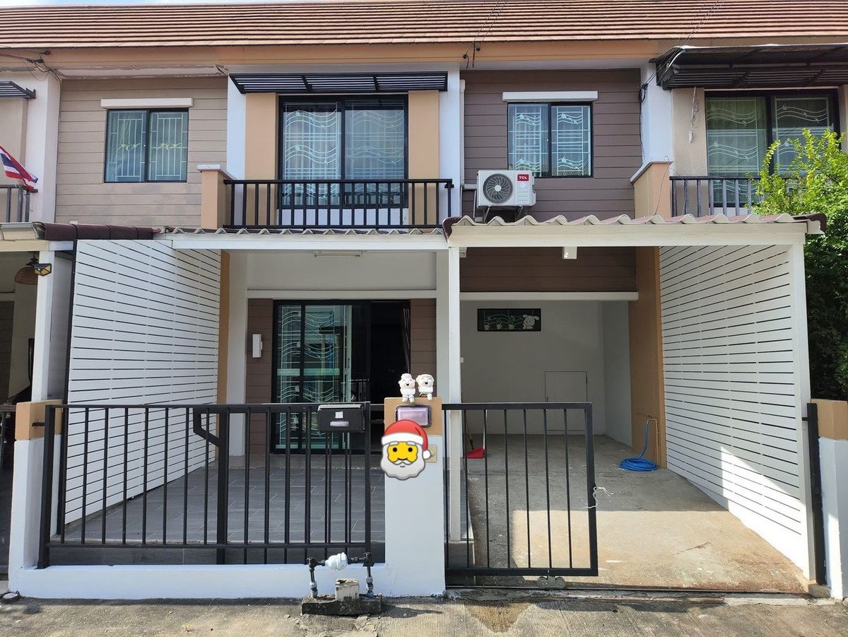 ให้เช่าทาวน์โฮมปทุมธานี รังสิต ธรรมศาสตร์ : 🏠 ให้เช่าทาวน์โฮม บ้านพฤกษา 79 (ลำลูกกาคลอง 3) ติดถนนลำลูกกา ✨ รีโนเวทใหม่ทั้งหลัง พร้อมเฟอร์นิเจอร์ + แอร์ 3 เครื่อง เพียง 11,000 บาท/เดือน