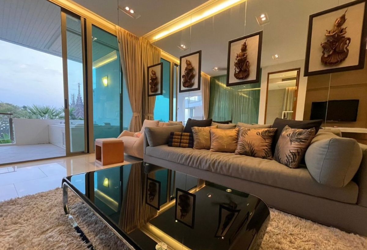 CondoPattaya, Bangsaen, Chonburi : Selling the Saint Chua Riwong Amat, beautiful, cheap face of the beach project, see the full view, very beautiful. Interested in Atline.@841QLNR