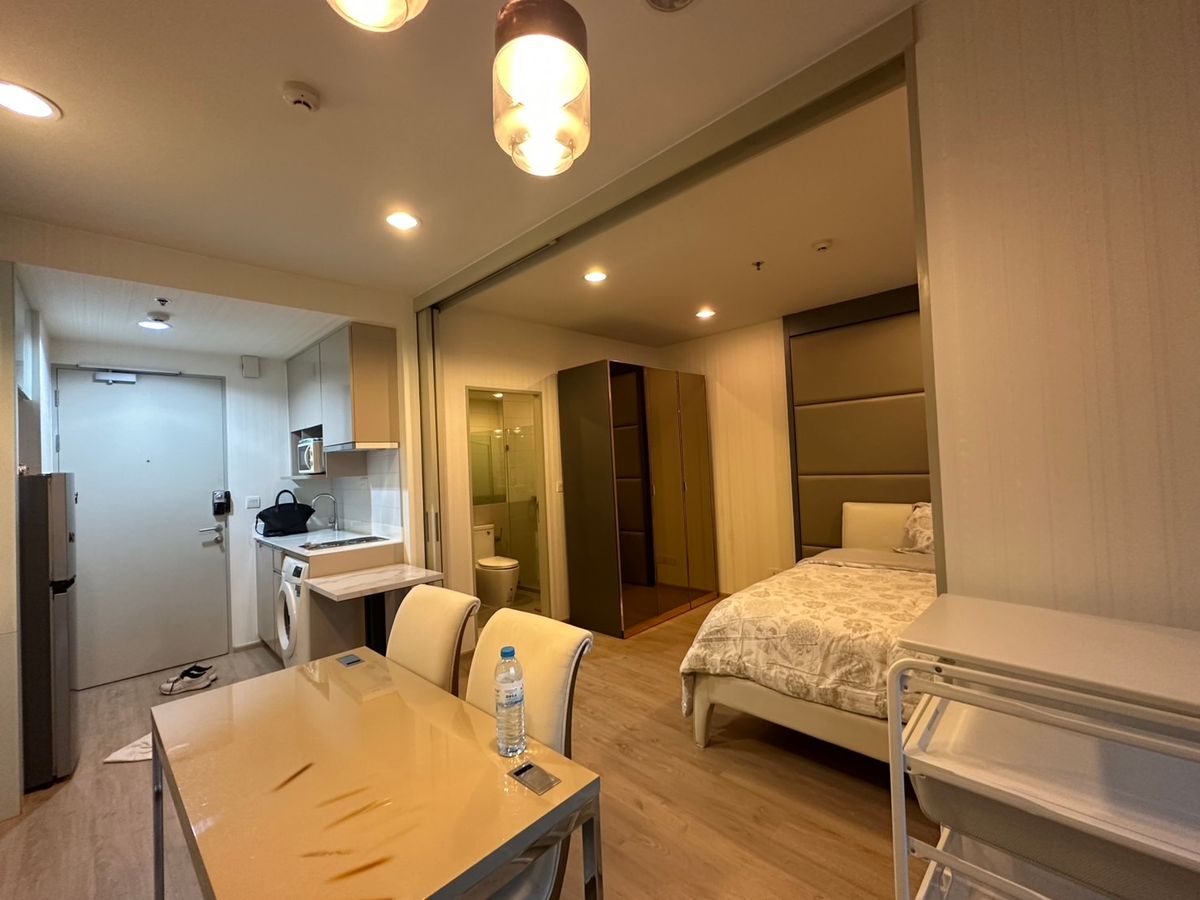 For RentCondoRatchathewi,Phayathai : 📢✨ For Rent: IDEO Q Ratchathewi – Stunning Room, Prime Location, Convenient Commute! ✨📢