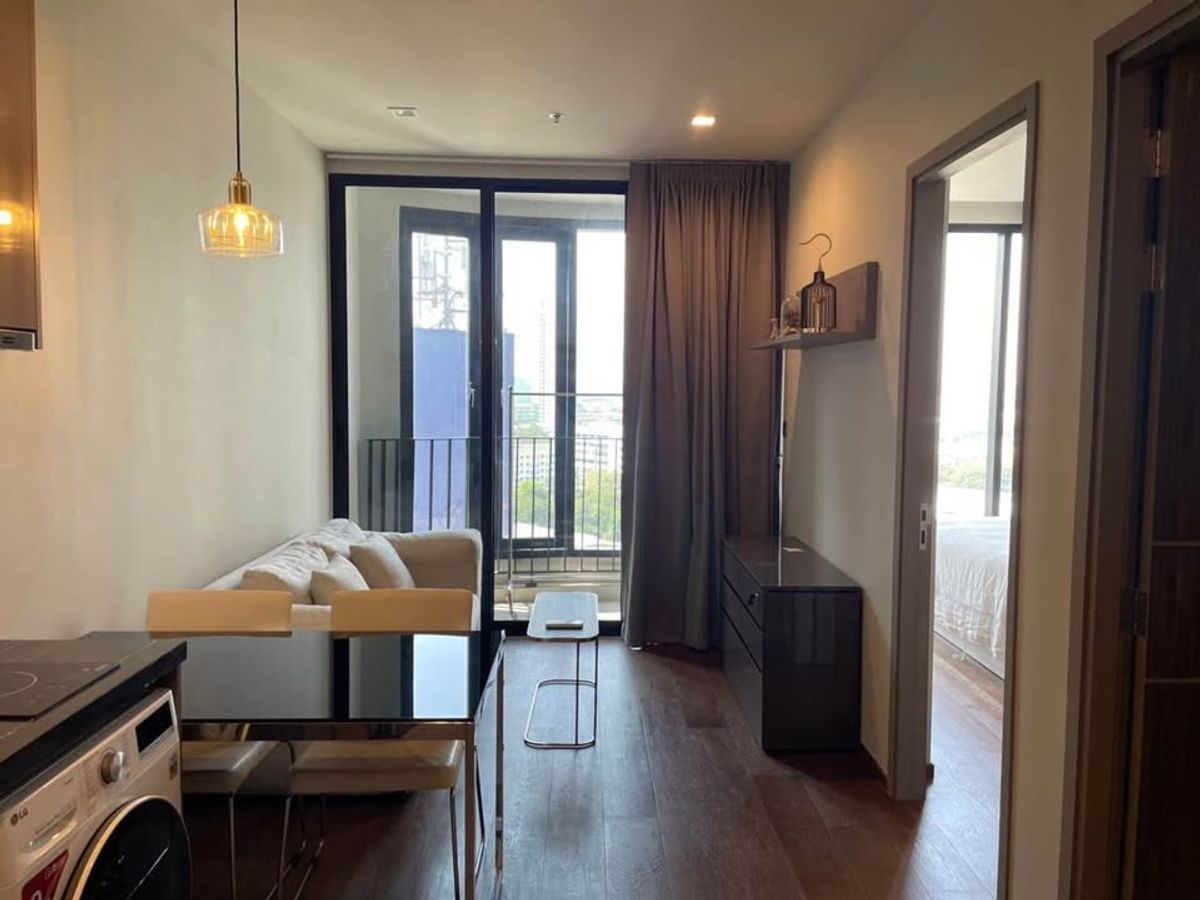 ขายคอนโดอารีย์ อนุสาวรีย์ : ขายพร้อมผู้เช่า Ideo Q Victory 1bed 1bath ห้องType หายาก เฟอร์นิเจอร์ครบ  ติดBTS อนุสาวรีย์