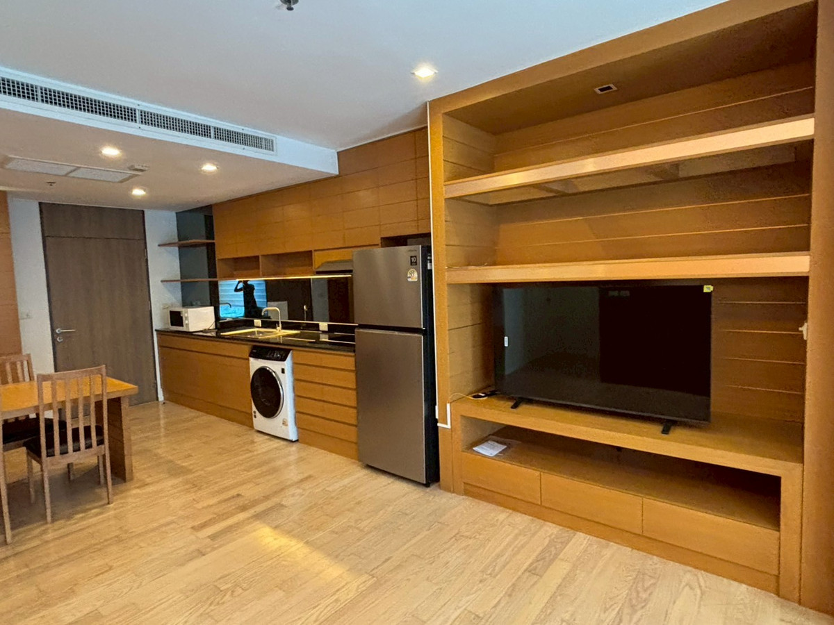 For RentCondoSukhumvit, Asoke, Thonglor : (For rent) Noble Remix 36 I 2BR, newly renovated room. All new electrical appliances Ready to move in ㅡ Near 🚆BTS Thonglor