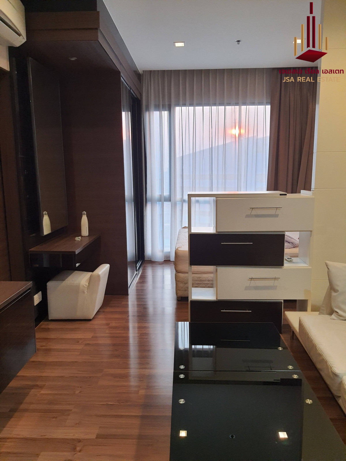 ให้เช่าคอนโดรัชดา ห้วยขวาง : ✨ For Rent:  IVY Ampio Condo ✨  💰 Only 20,900 THB/month