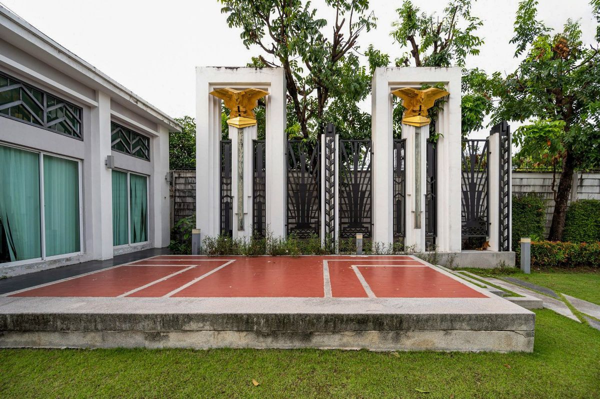 ขายทาวน์โฮมลาดพร้าว101 แฮปปี้แลนด์ : บ้านกลางเมือง ลาดพร้าว 87, ทาวน์โฮม 3 ชั้น, วิวสวน เป็นส่วนตัว ทำเลดี, สไตล์โมเดิร์น ราคาจับต้องได้, ฟังก์ชันครบ หรู คุ้ม พร้อมอยู่ทันที