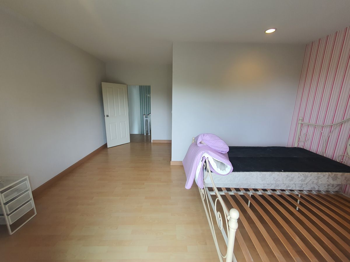 ขายทาวน์โฮมลาดพร้าว101 แฮปปี้แลนด์ : บ้านกลางเมือง ลาดพร้าว 87, ทาวน์โฮม 3 ชั้น, วิวสวน เป็นส่วนตัว ทำเลดี, สไตล์โมเดิร์น ราคาจับต้องได้, ฟังก์ชันครบ หรู คุ้ม พร้อมอยู่ทันที