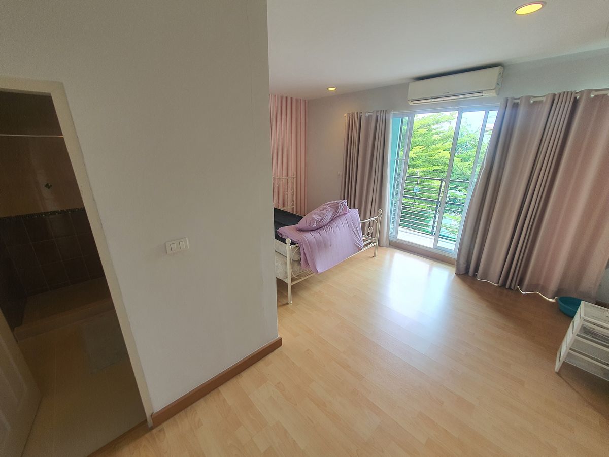 ขายทาวน์โฮมลาดพร้าว101 แฮปปี้แลนด์ : บ้านกลางเมือง ลาดพร้าว 87, ทาวน์โฮม 3 ชั้น, วิวสวน เป็นส่วนตัว ทำเลดี, สไตล์โมเดิร์น ราคาจับต้องได้, ฟังก์ชันครบ หรู คุ้ม พร้อมอยู่ทันที