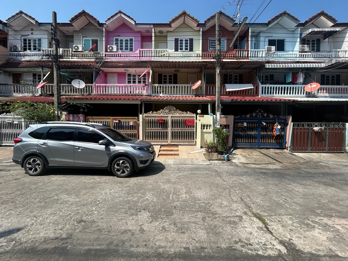 For SaleTownhomeRama 2, Bang Khun Thian : House for sale Sinthawee Grand Village, Rama 2. Area 200 sqm (16.5 sq.wah)