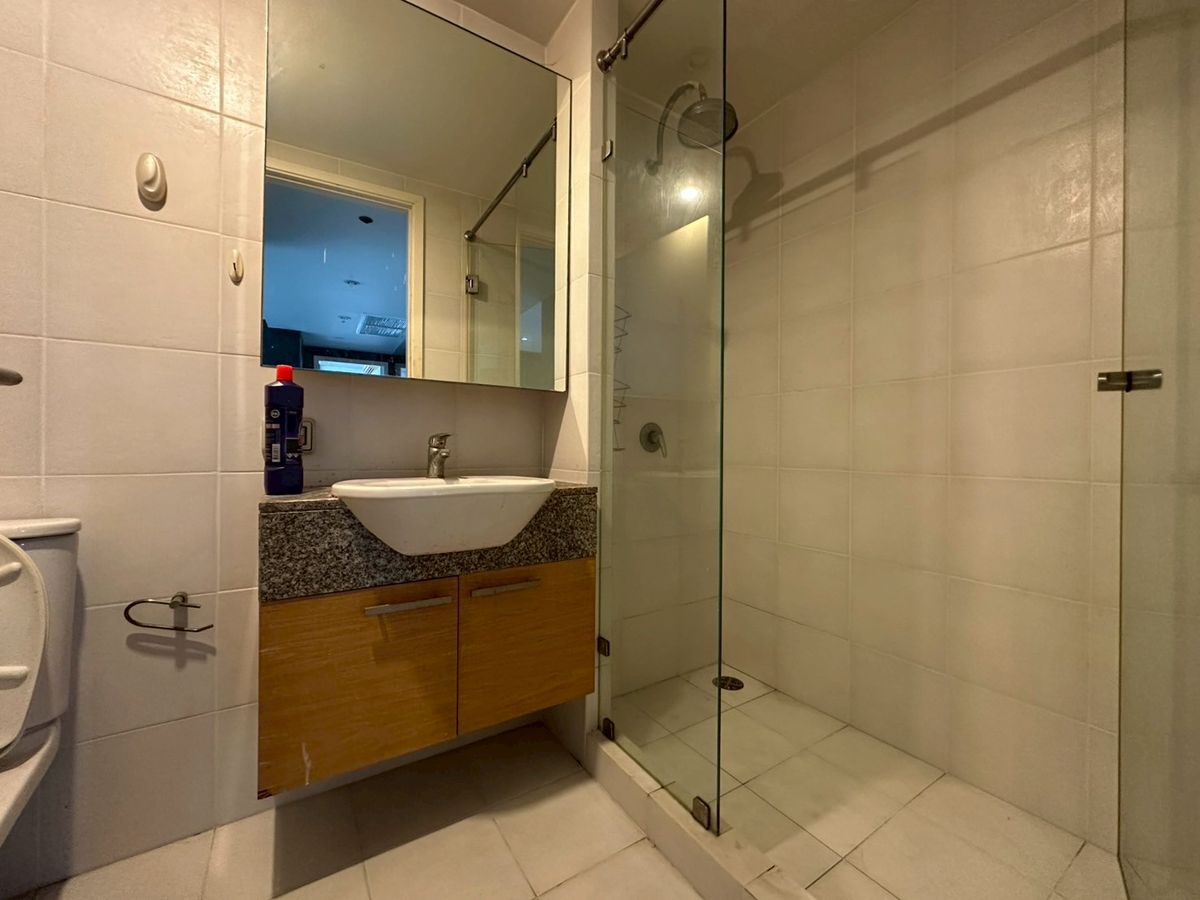 For SaleCondoWitthayu, Chidlom, Langsuan, Ploenchit : For Sale Manhattan Chitlom! 2 Bedroom 88 SQ.M Unfurnished Near Central Chidlom