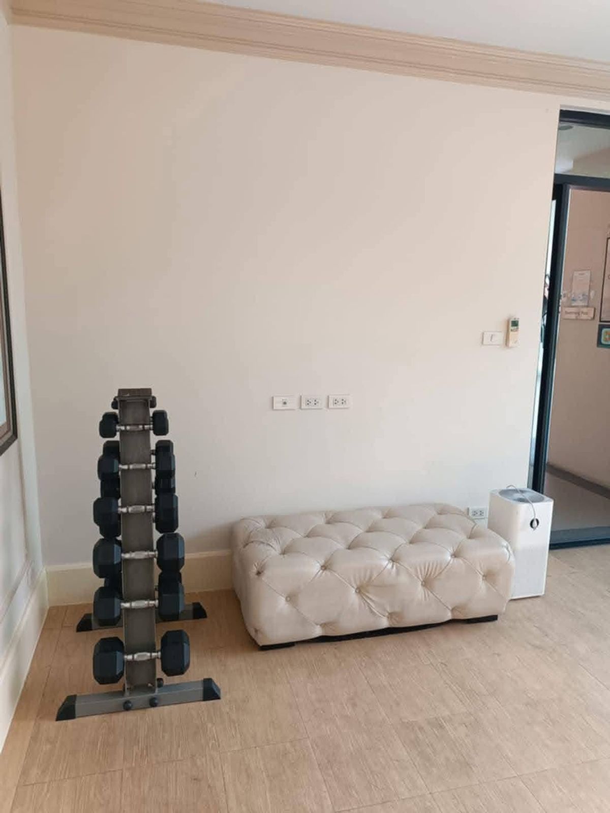 ให้เช่าทาวน์โฮมโชคชัย4 ลาดพร้าว71 : ทาวน์เฮ้าส์ให้เช่า 📍 Baan Klang  Muang Chokchai 4 📍 3 ห้องนอน 3 ห้องน้ำ เฟอร์นิเจอร์ และ เครื่องใช้ไฟฟ้าครบ 