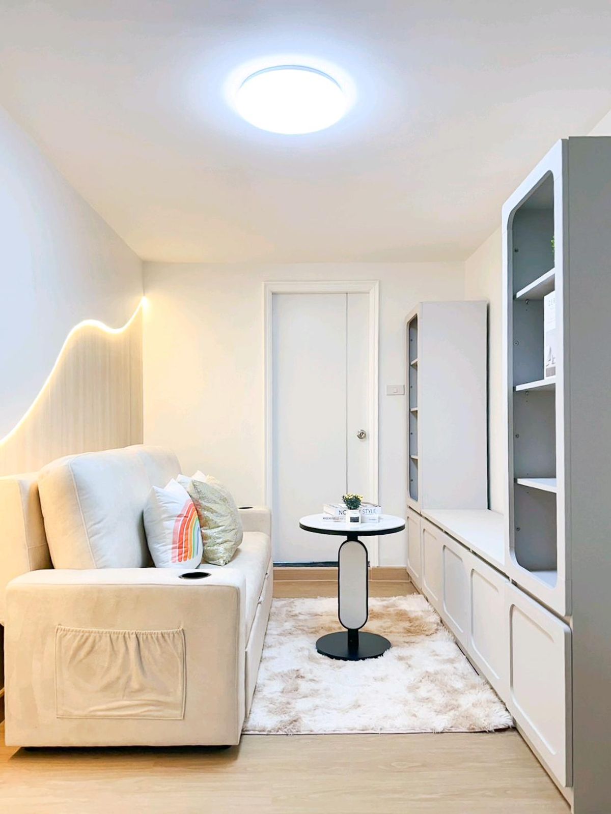 For SaleCondoSathorn, Narathiwat : 🏙💕2 Bedroom File Ban Sathorn 🏙 Convenient transportation 🚅 MRT, BTS, BRT😍 Business 🏅