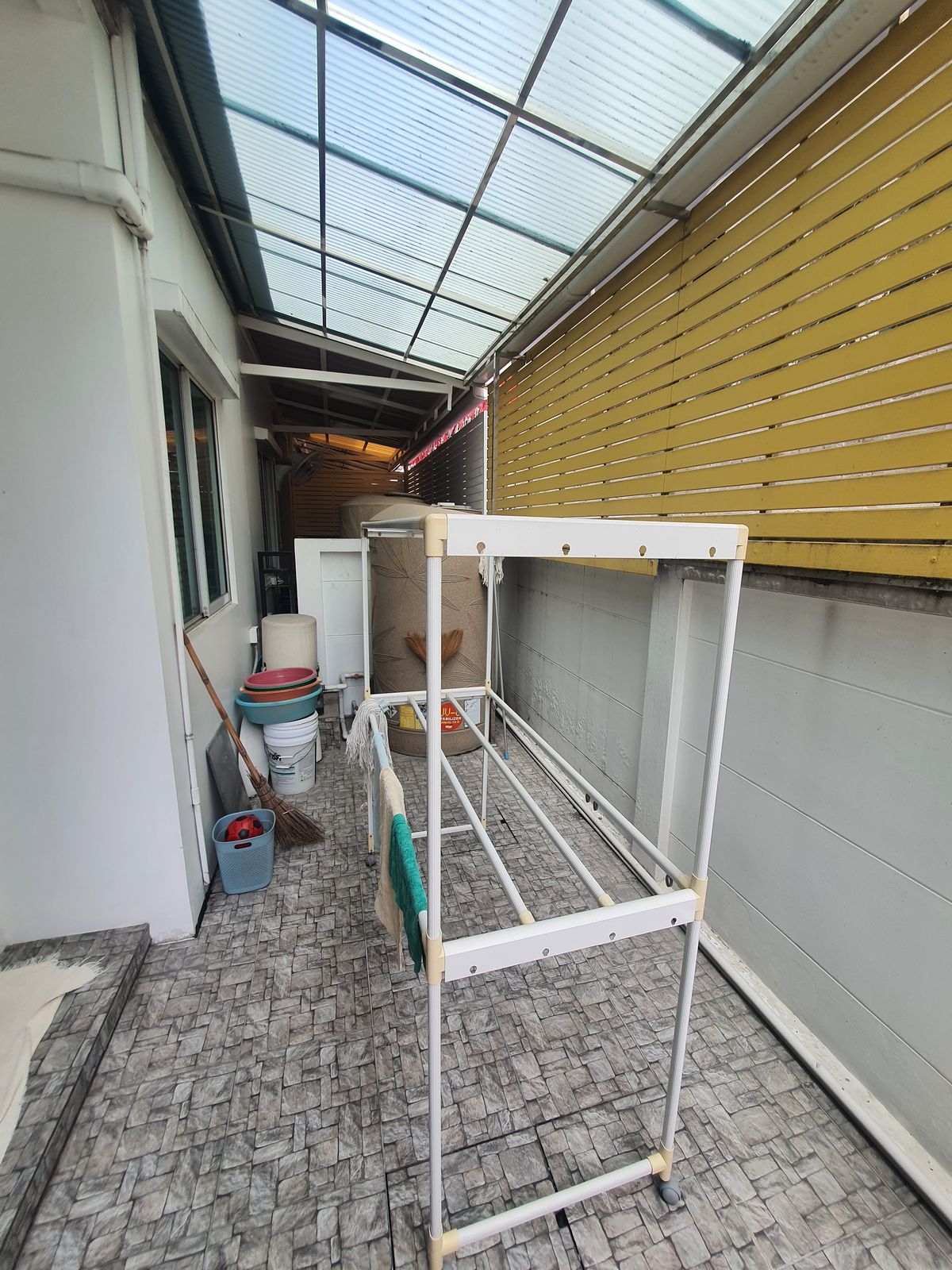 ขายทาวน์โฮมลาดพร้าว101 แฮปปี้แลนด์ : บ้านกลางเมือง ลาดพร้าว 87, ทาวน์โฮม 3 ชั้น, วิวสวน เป็นส่วนตัว ทำเลดี, สไตล์โมเดิร์น ราคาจับต้องได้, ฟังก์ชันครบ หรู คุ้ม พร้อมอยู่ทันที