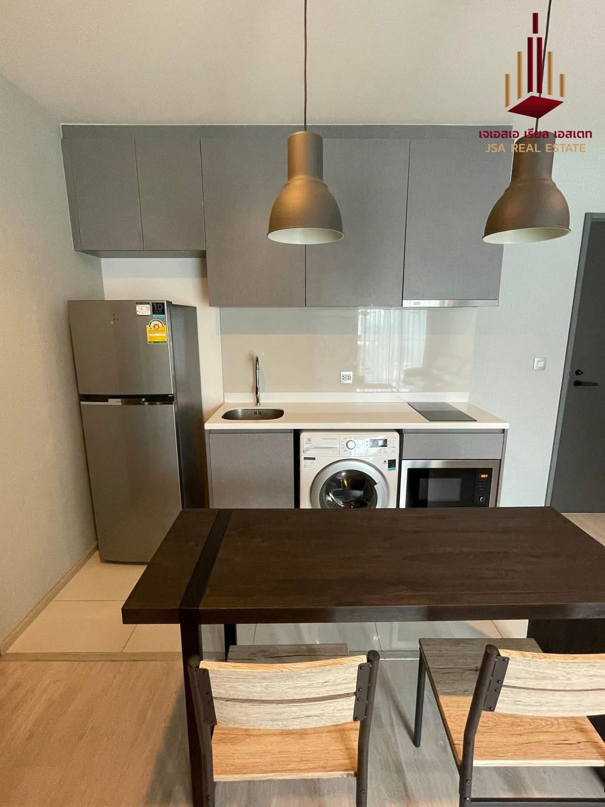 For SaleCondoRatchathewi,Phayathai : ✨ For Sale: Rhythm Rangnam Condo ✨ 💰 ONLY 10,200,000 THB