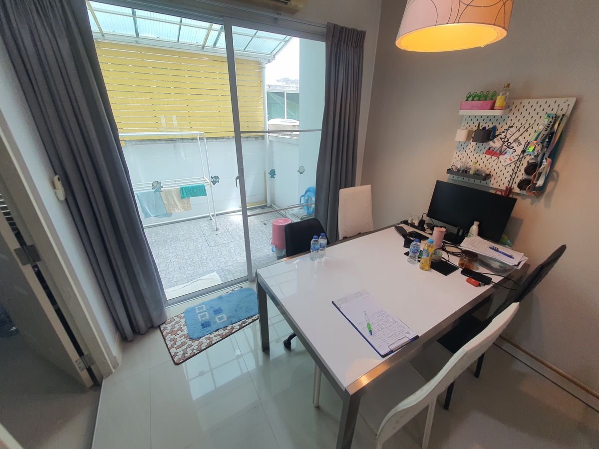 ขายทาวน์โฮมลาดพร้าว101 แฮปปี้แลนด์ : บ้านกลางเมือง ลาดพร้าว 87, ทาวน์โฮม 3 ชั้น, วิวสวน เป็นส่วนตัว ทำเลดี, สไตล์โมเดิร์น ราคาจับต้องได้, ฟังก์ชันครบ หรู คุ้ม พร้อมอยู่ทันที