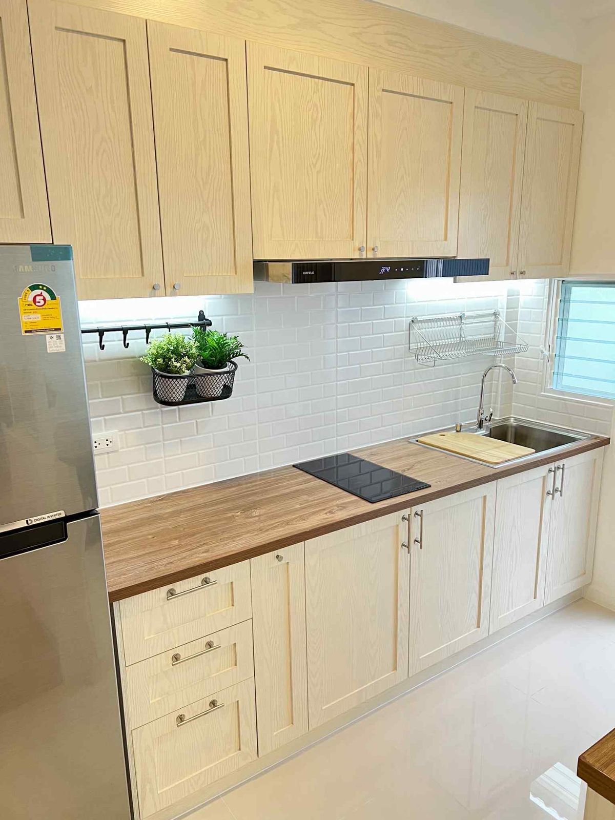 ให้เช่าทาวน์โฮมบางนา แบริ่ง ลาซาล : ทาวน์เฮ้าส์ให้เช่า 📍 Indy 2 Bangna-Ramkhamhaeng 2 📍 3 ห้องนอน 3 ห้องน้ำ เฟอร์นิเจอร์ และ เครื่องใช้ไฟฟ้าครบ 