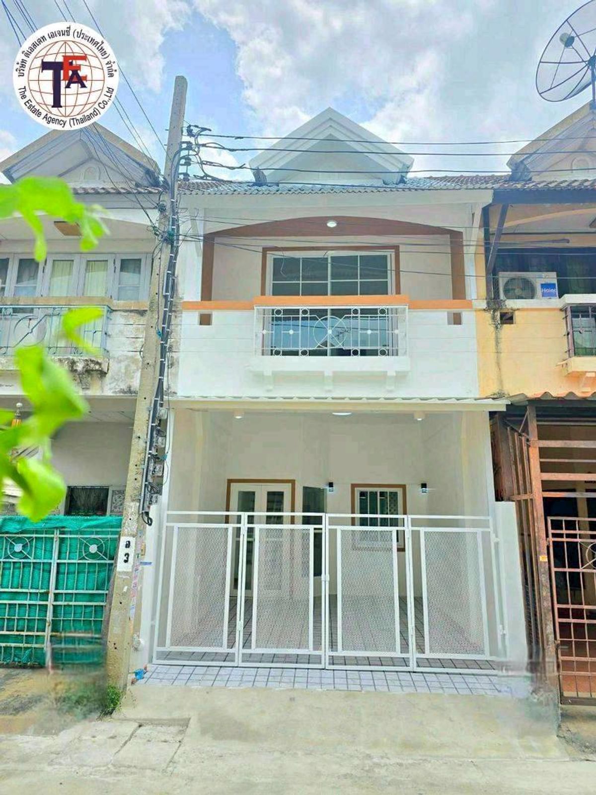 ขายทาวน์โฮมนนทบุรี บางใหญ่ บางบัวทอง : ขายทาวน์เฮ้าส์ 2 ชั้น หมู่บ้านบัวทองธานีพาร์ค กาญจนาภิเษก บางบัวทอง นนทบุรี ตลาดสมบัติบุรี เซ็นทรัลเวสเกต รถไฟฟ้าสายสีม่วง คลองบางไผ่  ชัยพฤกษ์ บางกรวย-ไทรน้อย เพชรบุรีตัดใหม่ นครอินทร์