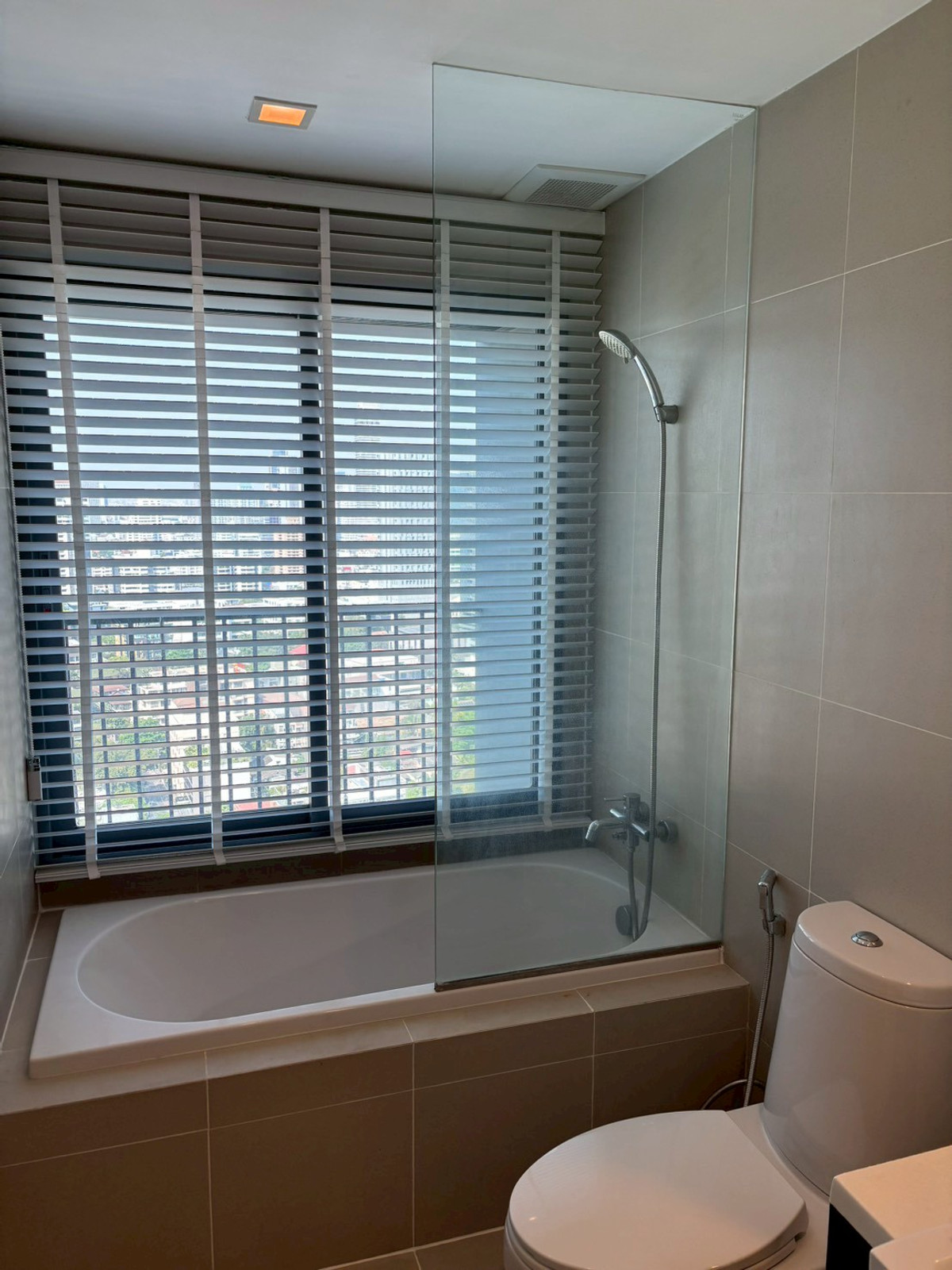 For RentCondoSukhumvit, Asoke, Thonglor : (For rent) Noble Remix 36 I 2BR, newly renovated room. All new electrical appliances Ready to move in ㅡ Near 🚆BTS Thonglor