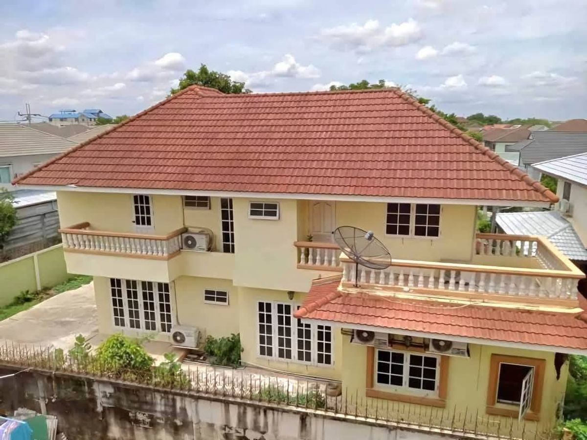 ขายบ้านแจ้งวัฒนะ เมืองทอง : ชวนชื่น บางเขน / 4 ห้องนอน (ขาย), Chuan Chuen Bang Khen / 4 Bedrooms (FOR SALE) GOLF188