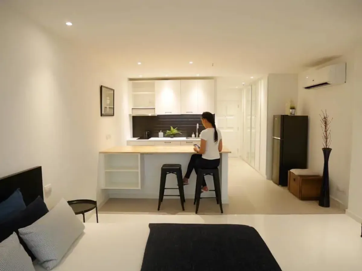 ให้เช่าคอนโดนานา : Sukhumvit Suite Studio condo for rent