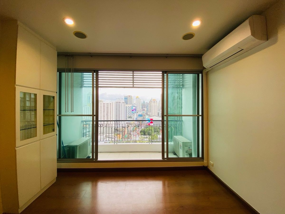 ขายคอนโดราชเทวี พญาไท : ดิ แอดเดรส สยาม The Address Siam ✨ห้อง Rare Item ใจกลางเมืองสยาม – ตกแต่งใหม่เอี่ยม แต่ยังไม่ได้จัดเฟอร์นิเจอร์ เหมาะสำหรับผู้ที่อยากเลือกสไตล์เอง📍 ทำเลศักยภาพ ใกล้ BTS ราชเทวี เพียงไม่กี่ก้าว