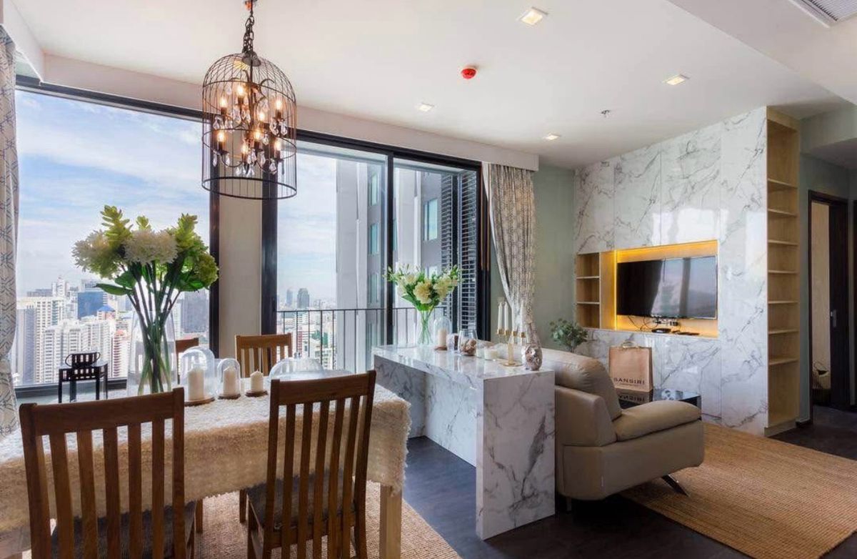 ให้เช่าคอนโดสุขุมวิท อโศก ทองหล่อ : 🔥Rent 2BR 2BR🔥Edge 23🔥63sqm🔥65,000/month🔥Floor30🔥