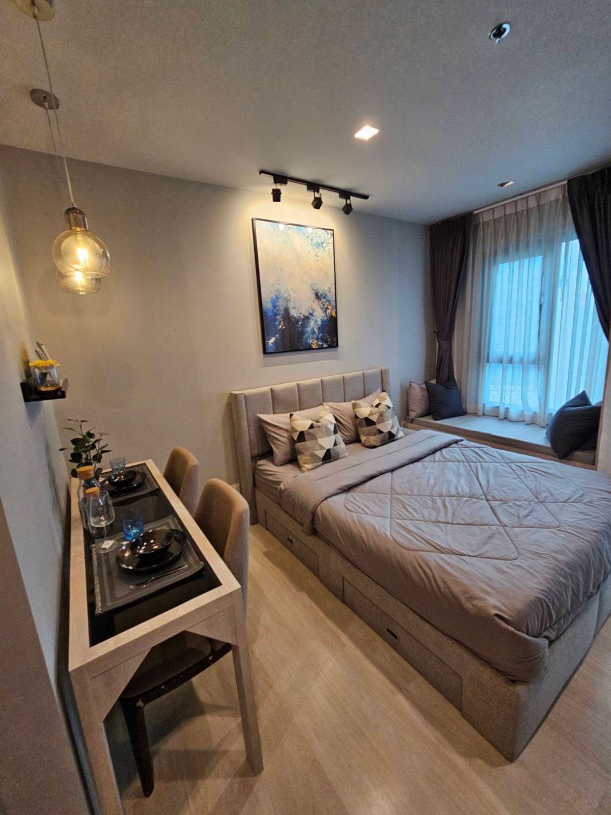 For RentCondoWitthayu, Chidlom, Langsuan, Ploenchit : 🌿 ✨ Life One Wireless ✨🌿 1 BED 1 Bath, RENTAL 22,900 BAHT