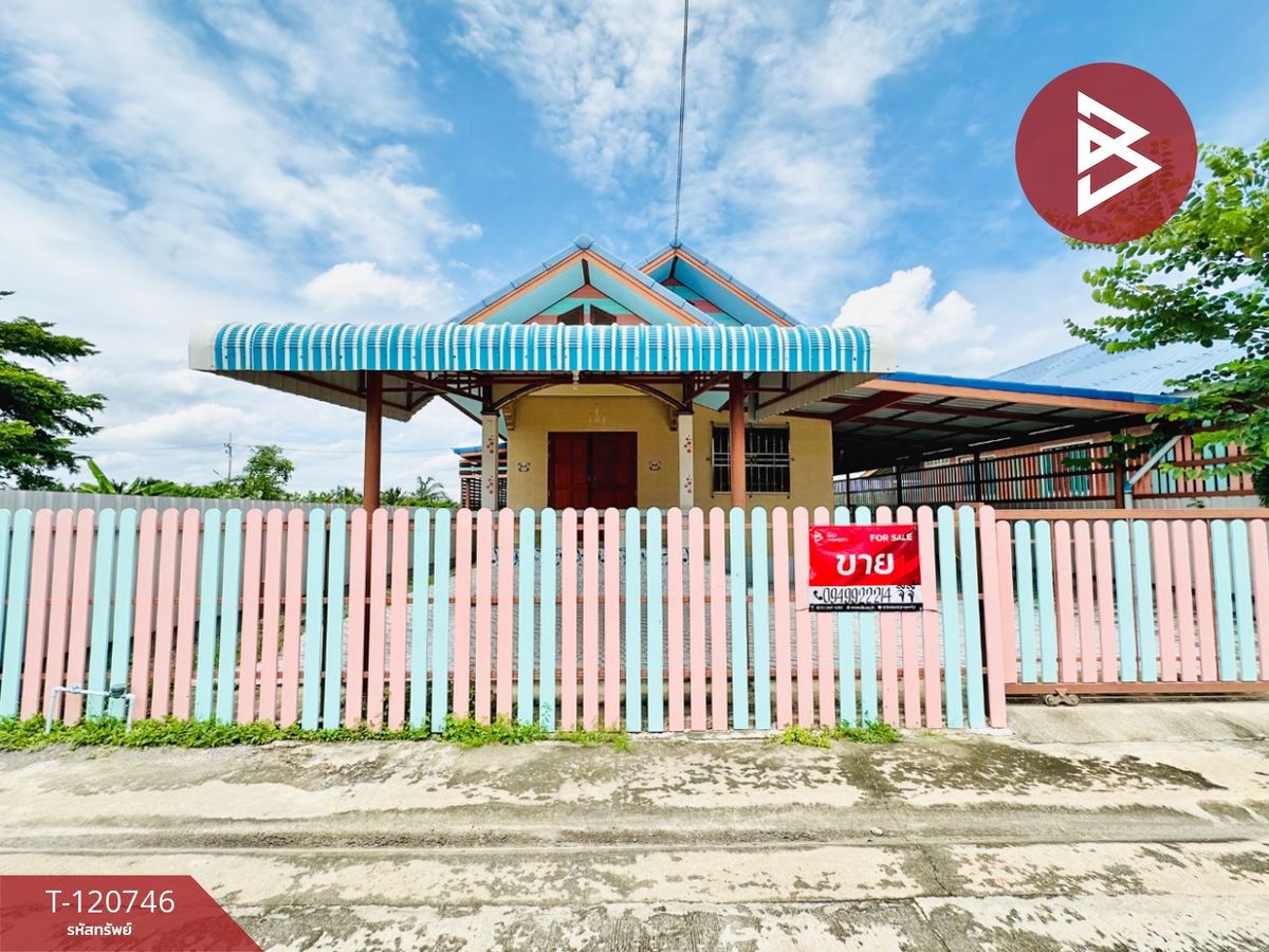 For SaleHouseMahachai Samut Sakhon : House for sale Sap Montien Village, Ban Phaeo, Samut Sakhon