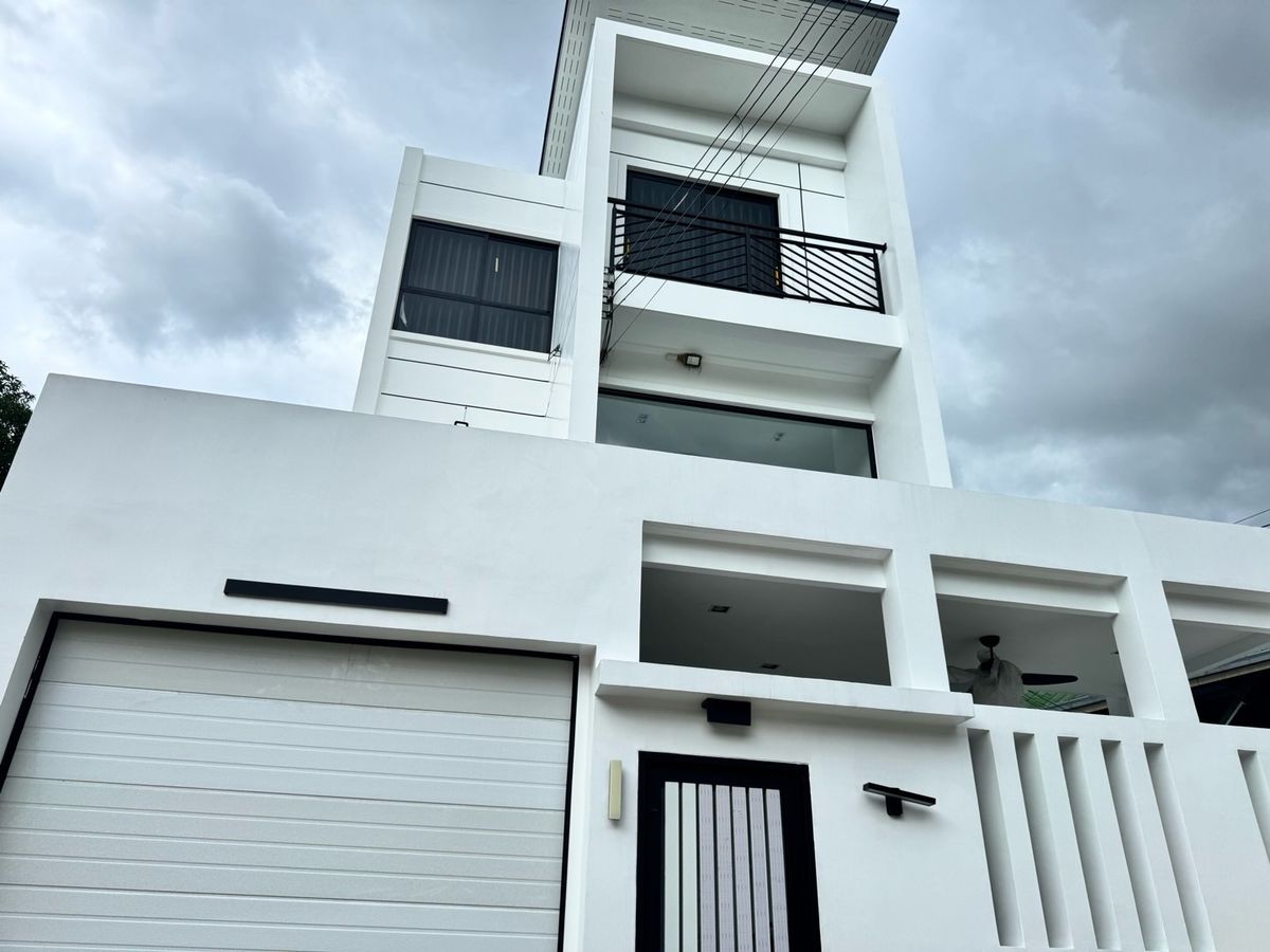 For RentHouseYothinpattana,CDC : 🏡✨ Single house, Home Office, newly built in the heart of Town in Town (along the express) 310 sq.m.