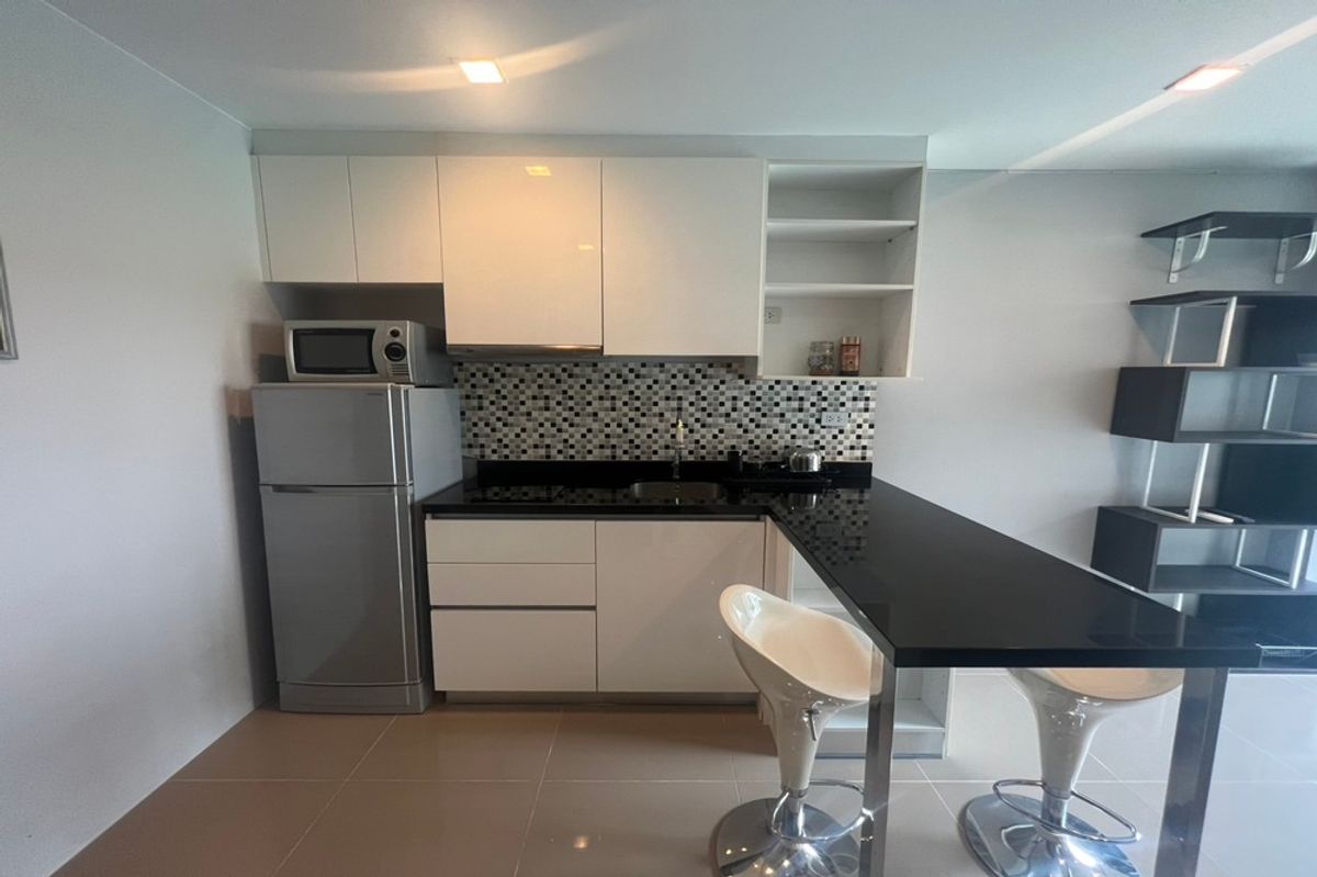 For RentCondoSukhumvit, Asoke, Thonglor : 🔥 For Rent !! North Facing !!🔥 Code C20240200720......Mirage 27, 1 bedroom, 1 bathroom, furnished, ready to move in 📣📣