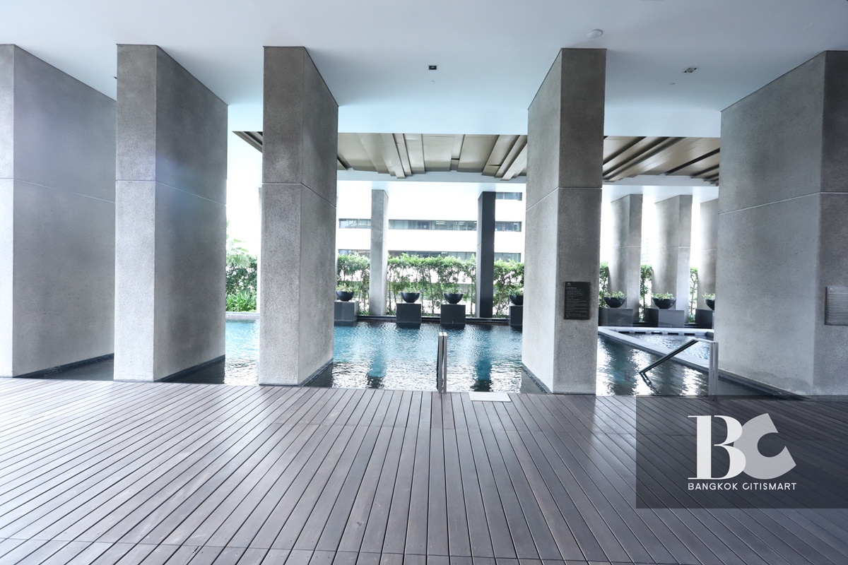 ให้เช่าคอนโดวิทยุ ชิดลม หลังสวน : 🔥ขายด่วน🔥185 ราชดำริ* ใกล้สถานีรถไฟฟ้า BTS ราชดำริ เฟอร์นิเจอร์ครบ พร้อมเข้าอยู่