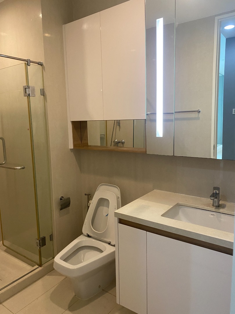 ขายคอนโดวิทยุ ชิดลม หลังสวน : 🔥ขายด่วน🔥คิว หลังสวน 2ห้องนอน  ห้องกว้าง ใกล้รถไฟฟ้า BTS ราชดำริ