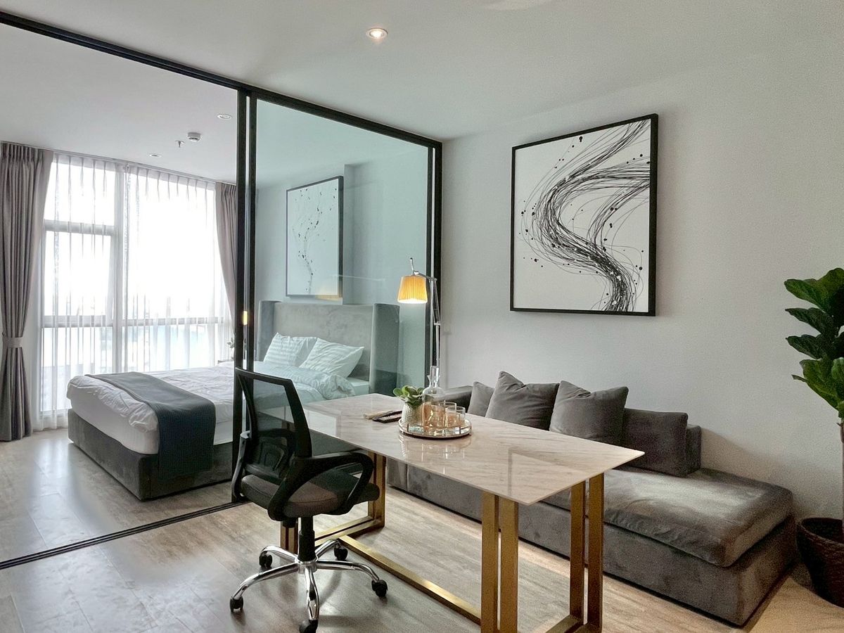 For RentCondoSukhumvit, Asoke, Thonglor : Rhythm Ekkamai for rent, 22,000 baht/month [MNr250619]