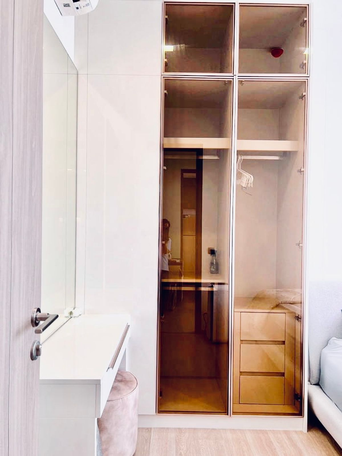 ให้เช่าคอนโดสาทร นราธิวาส : ให้เช่า ✨ RHYTHM CHAROENKRUNG PAVILLION ✨ เฟอร์นิเจอร์ และ เครื่องใช้ไฟฟ้าครบ ใกล้ BTS สะพานตากสิน