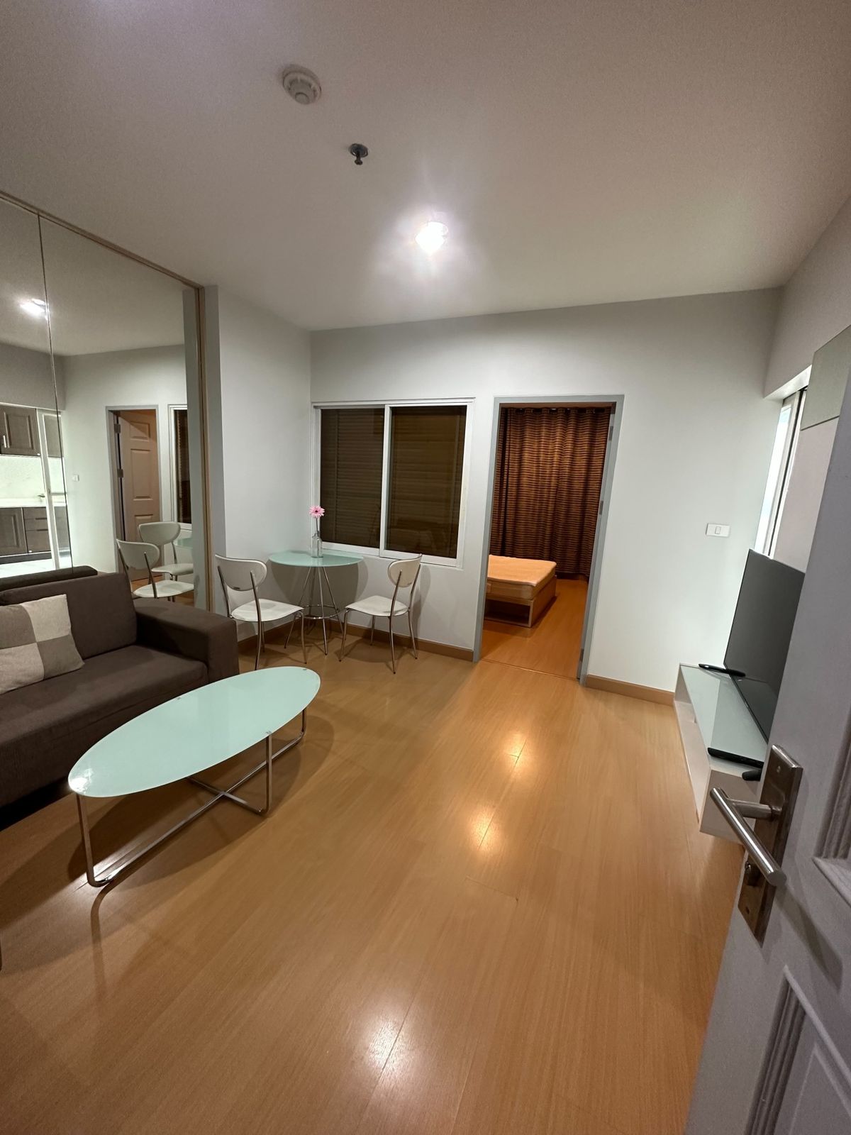For RentCondoRatchadapisek, Huaikwang, Suttisan : (For Rent) Life@Ratchada-Huaikwang next to the Huai Khwang MRT