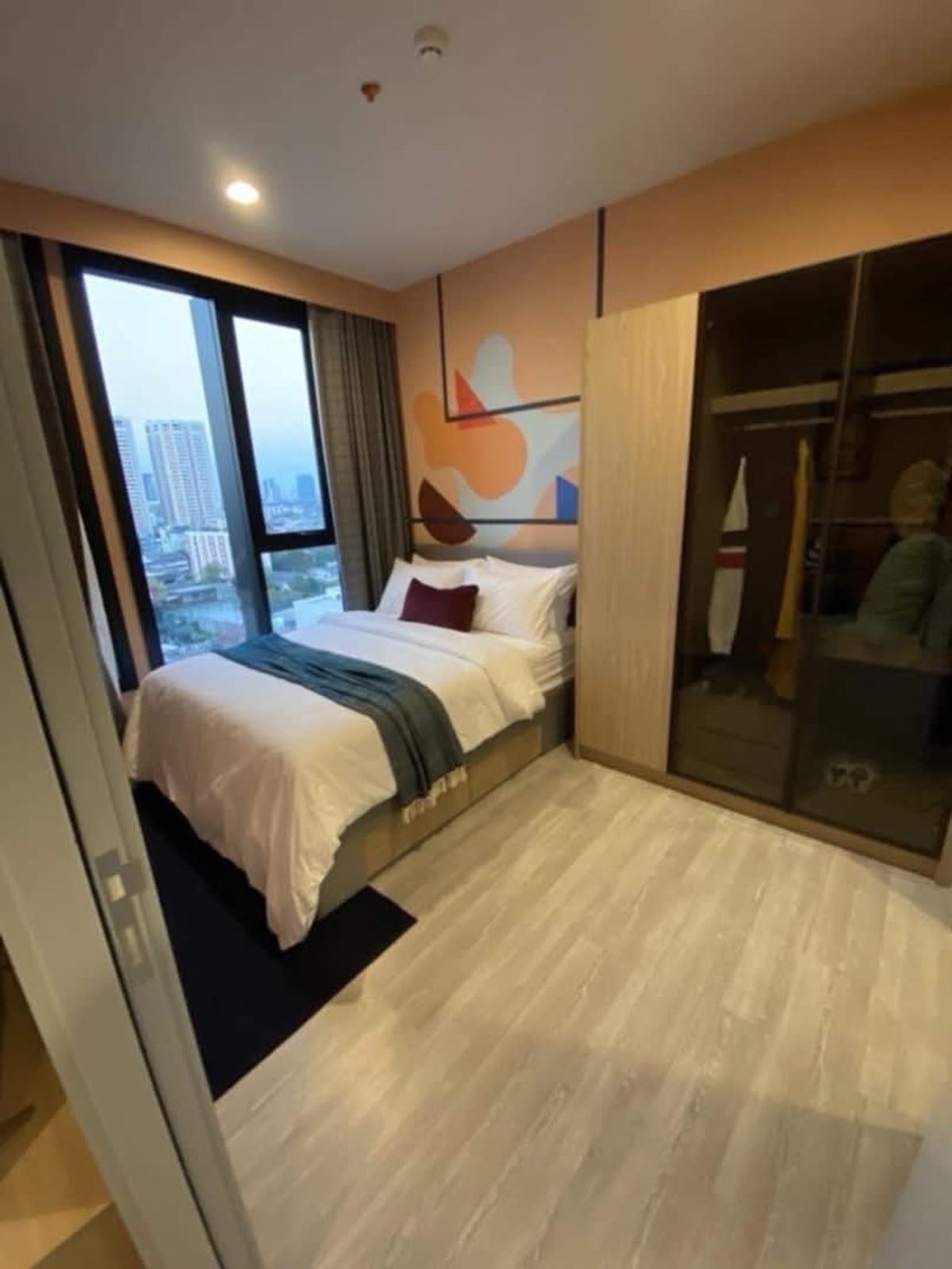 ให้เช่าคอนโดสุขุมวิท อโศก ทองหล่อ : XT EKKAMAI    ห้องใหญ่  33  ตรม
