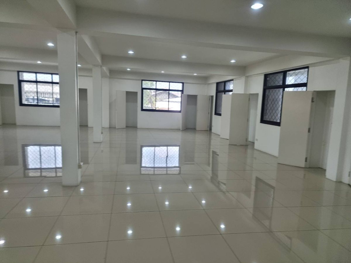 ให้เช่าโรงงานสมุทรปราการ สำโรง : ให้เช่าโรงงานโกดังพร้อมออฟฟิศ 2 ชั้น ขนาดใหญ่ บนพื้นที่ 6 ไร่ 2 งาน พื้นที่ใช้สอย 4,100 ตารางเมตร ไม่รวมพื้นที่จอดรถกว่า 4 ไร่ ทำเล สำโรงใต้ ปู่เจ้าสมิงพราย พื้นที่สีม่วง ขอ รง.4 ได้ รถเทรลเลอร์เข้าออกได้