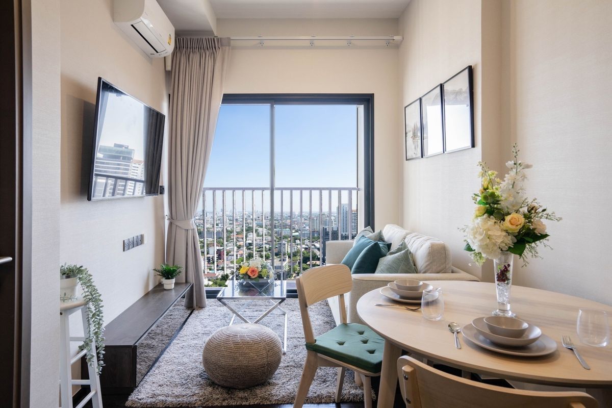 ให้เช่าคอนโดสุขุมวิท อโศก ทองหล่อ : Ready to move in ให้เช่าคอนโด Park Origin Thong lor ใกล้ BTS ทองหล่อ ใจกลางทองหล่อ ซอย10 1ห้องนอน 1ห้องน้ำ (อ่างน้ำ) ชั้น 30 ขนาด 33 ตร.ม. --- By Top ห้องทิศเหนือ (ไม่ร้อน) 