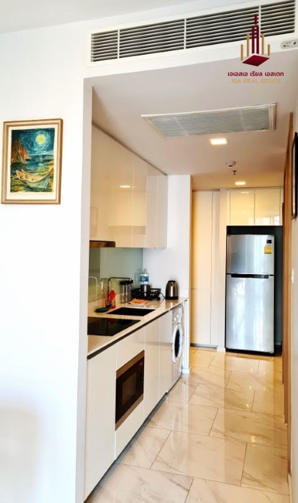 For SaleCondoNana, North Nana,Sukhumvit13, Soi Nana : ✨ For Sale: Hyde Sukhumvit 11 Condo ✨ 💰 ONLY 10,300,000 THB