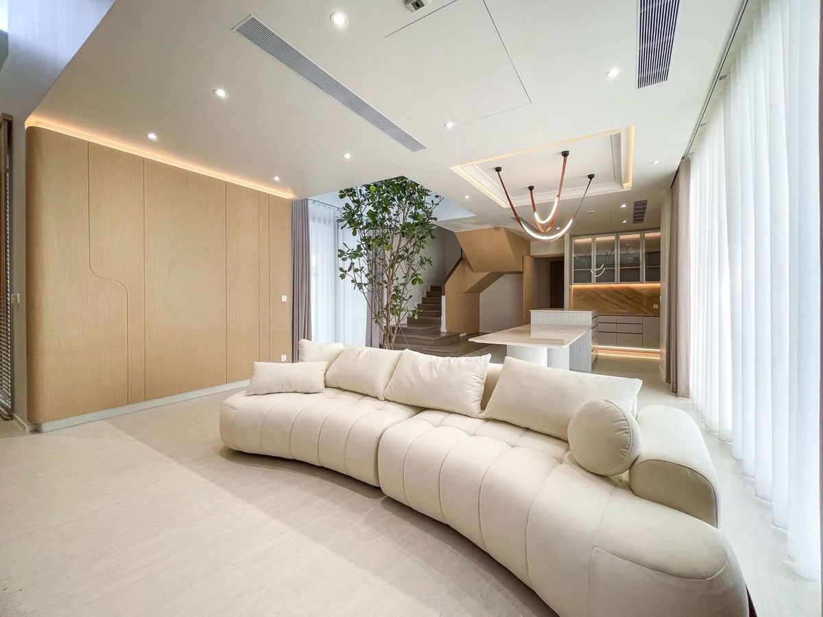 For RentHouseRama9, Petchburi, RCA : Noble Terra - Welcome Co Agent