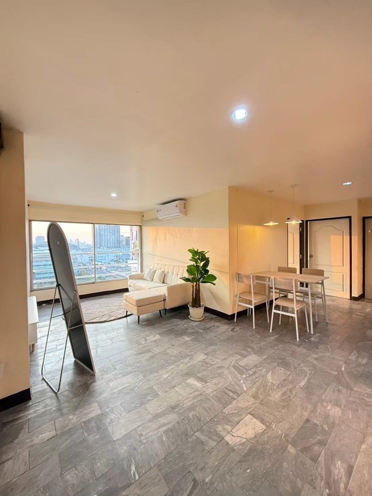 For RentCondoRamkhamhaeng, Hua Mak : Baan Sukhothai Ramkhamhaeng Condo for Rent 2 Bedrooms near MRT Lam Sali and The Mall Bangkapi