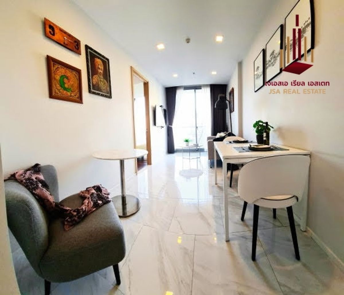 For SaleCondoNana, North Nana,Sukhumvit13, Soi Nana : ✨ For Sale: Hyde Sukhumvit 11 Condo ✨ 💰 ONLY 10,300,000 THB