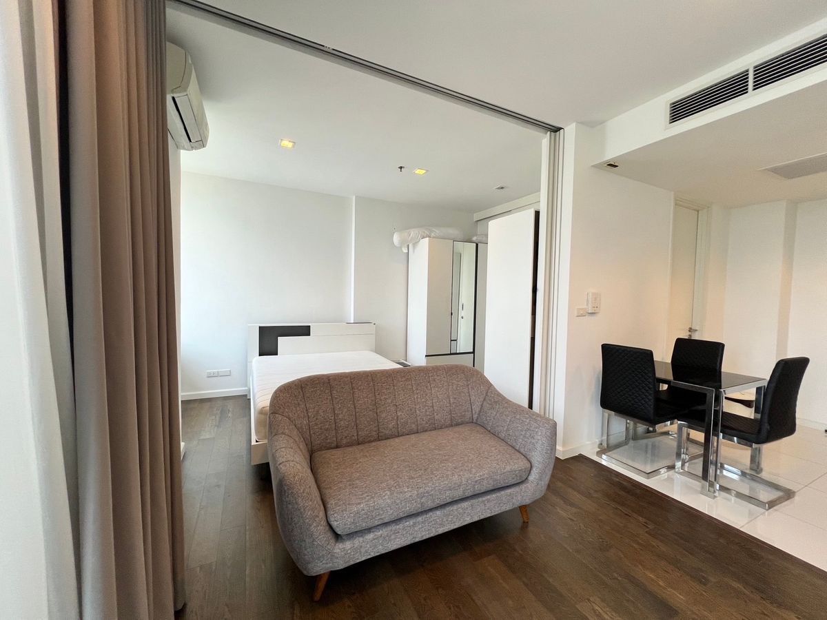 ให้เช่าคอนโดสาทร นราธิวาส : ให้เช่า ✨ Nara 9 ✨ ติด BRTสถานีอาคารสงเคราะห์ เฟอร์นิเจอร์ เครื่องใช้ไฟฟ้าครบ 