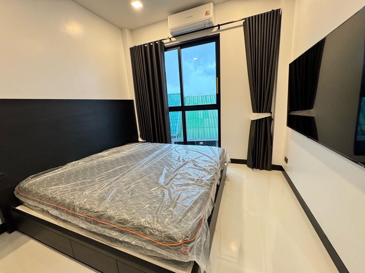 For RentHouseYothinpattana,CDC : 🏡✨ Single house, Home Office, newly built in the heart of Town in Town (along the express) 310 sq.m.