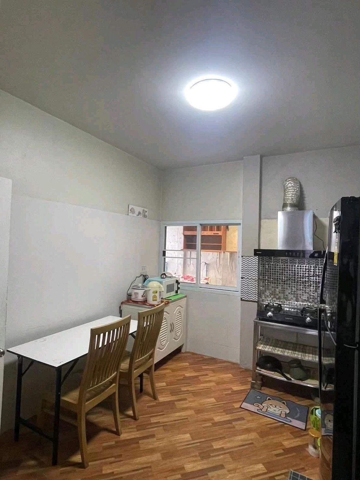 ให้เช่าบ้านเกษตร นวมินทร์ ลาดปลาเค้า : 🎉ลาดปลาเค้า62 หมู่บ้าน เข้าซอยเพียง 80-100 เมตร 🐶 อนุญาตเลี้ยงสัตว์