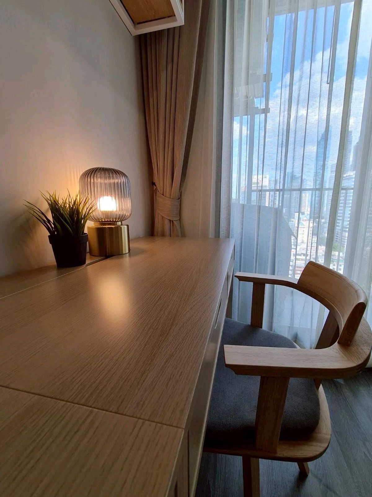 ให้เช่าคอนโดสยาม จุฬา สามย่าน : 🔥ให้เช่าด่วน🔥ไอดีโอ จุฬา - สามย่าน ห้องสวย เฟอร์นิเจอร์ครบพร้อมเข้าอยู่  ใกล้มหาวิทยาลัยจุฬา และ MRT สามย่าน