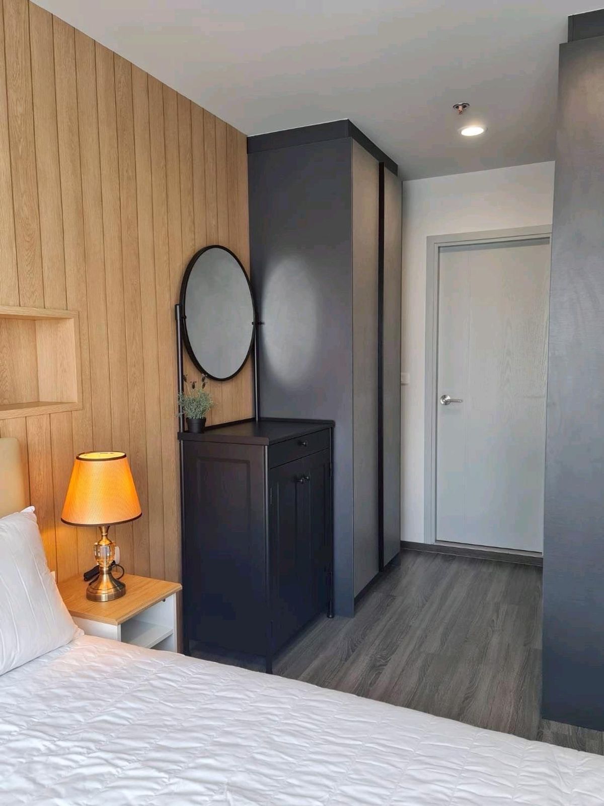 ให้เช่าคอนโดสยาม จุฬา สามย่าน : 🔥ให้เช่าด่วน🔥ไอดีโอ จุฬา - สามย่าน ห้องสวย เฟอร์นิเจอร์ครบพร้อมเข้าอยู่  ใกล้มหาวิทยาลัยจุฬา และ MRT สามย่าน