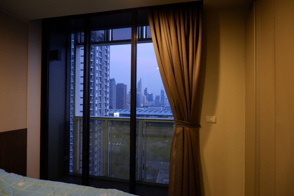 ขายคอนโดพระราม 9 เพชรบุรีตัดใหม่ RCA : ขาย เอ สเปซ ไอดี อโศก - รัชดา สวย ถูก ทำเลดี พร้อมอยู่ ใกล้ MRT พระราม 9 สนใจแอตไลน์ครับ@841qqlnr