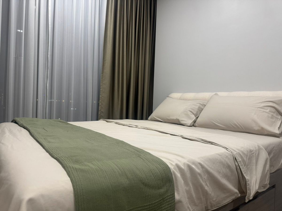 For RentCondoRamkhamhaeng, Hua Mak : CH01677 For RENT: Modiz Rhyme Ramkhamhaeng. The new room is very beautiful.