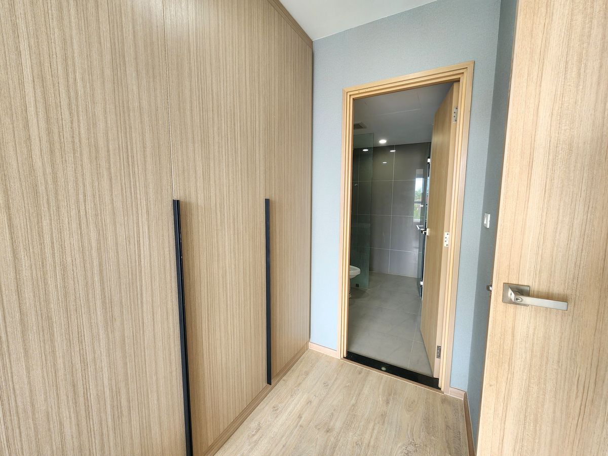 ให้เช่าคอนโดวงเวียนใหญ่ เจริญนคร : สถานะตามภาพปก(พร้อมอยู่แล้ว)**ห้องว่างครับผม แดดสวยยามเย็น จอดรถได้ 2 คัน**ให้เช่า The Most อิสรภาพใกล้ศิริราชที่สุด ใกล้MRTบางขุนนนท์!!SN517.5.94